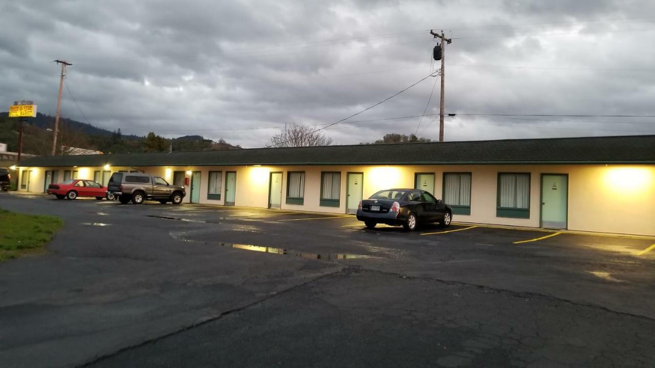 Quick Stop Motel Round Prairie 외부 사진
